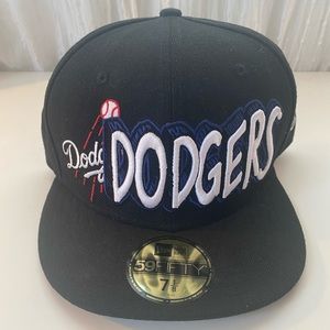 Los Angeles Dodgers - New Era Hat - 7 1/8 - 56.8cm
